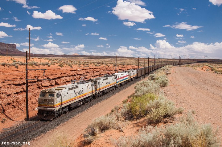 A loaded coal train from the Kayenta loading facility is arriving at the power generating station in Page. 30.5.2014