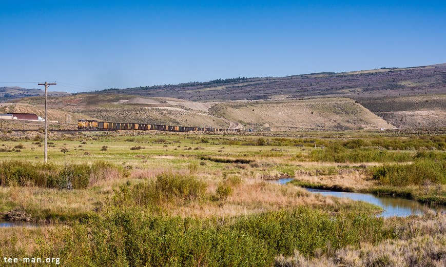 UP's 6770 is waiting for departure. Colton (UT), 1.6.2014