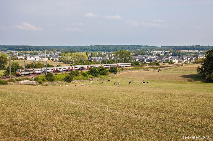 EC Iris from Brussels to Basel runs through Fentange. 8.8.2015