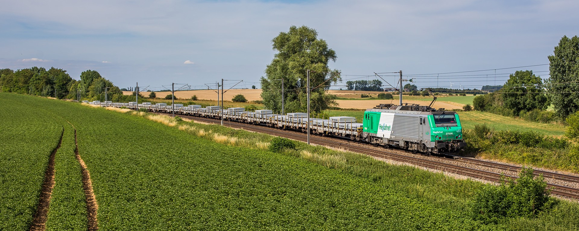 Hexafret freight train from Dunkerque to Metz.