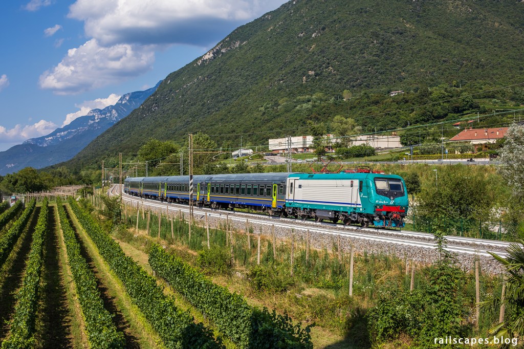 Trenitalia regional train from Bolzano to Verona
