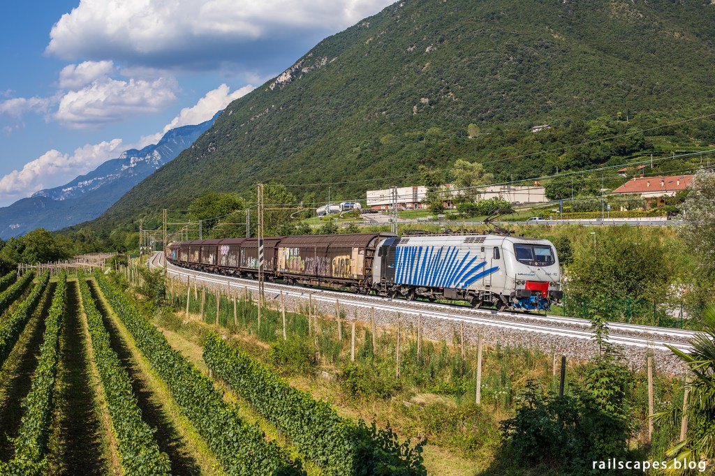 Lokomotion freight train from München to Verona
