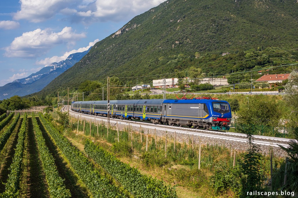 Trenitalia regional train from Bolzano to Verona
